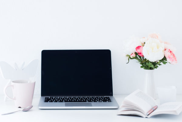 Desktop and flowers